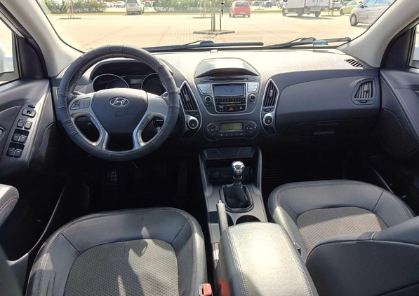 Hyundai ix35 cena 38900 przebieg: 183500, rok produkcji 2012 z Gdańsk małe 326